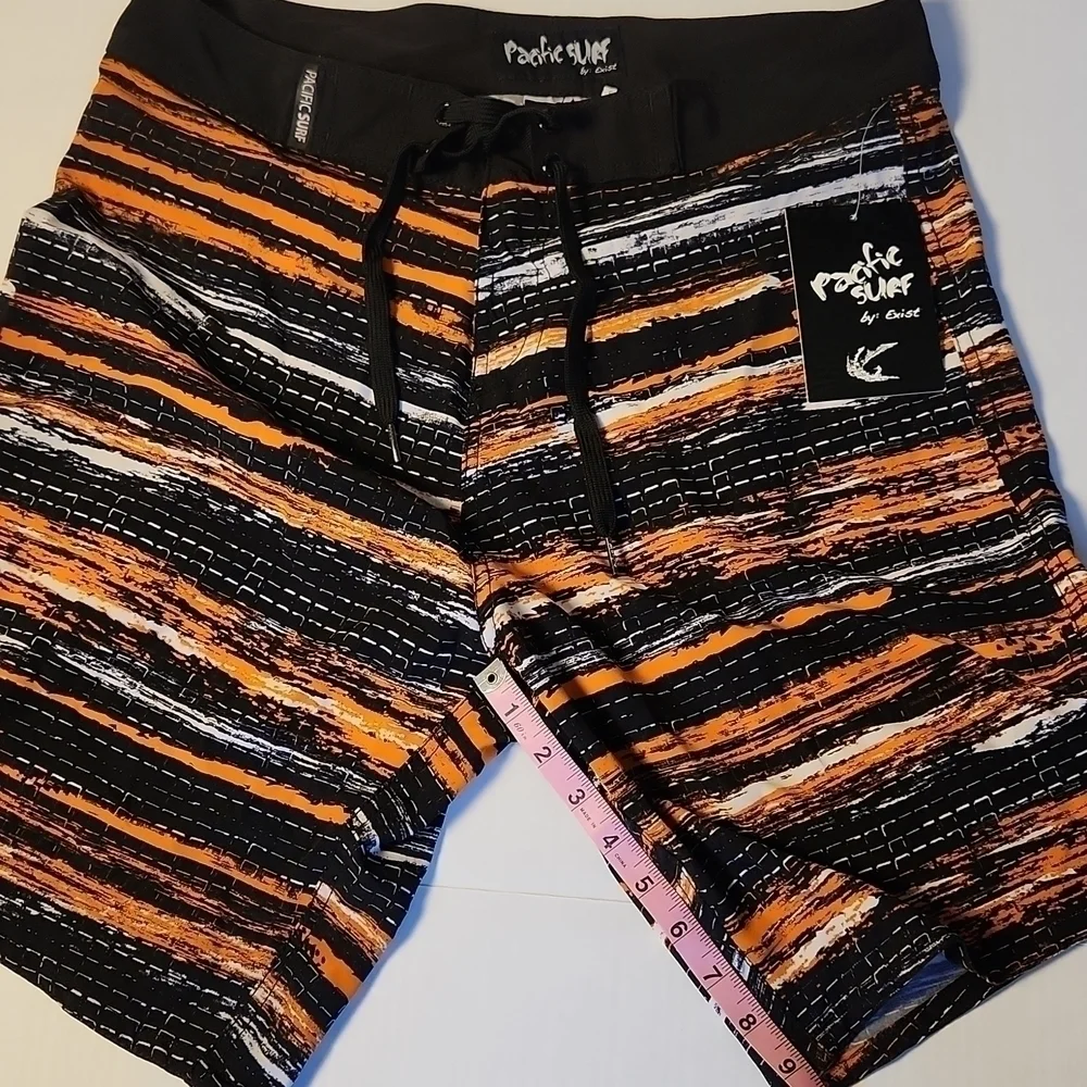 Pacific Surf Men's Size Large Multi-Color Surfer Print Vintage Surf Swim Trunks